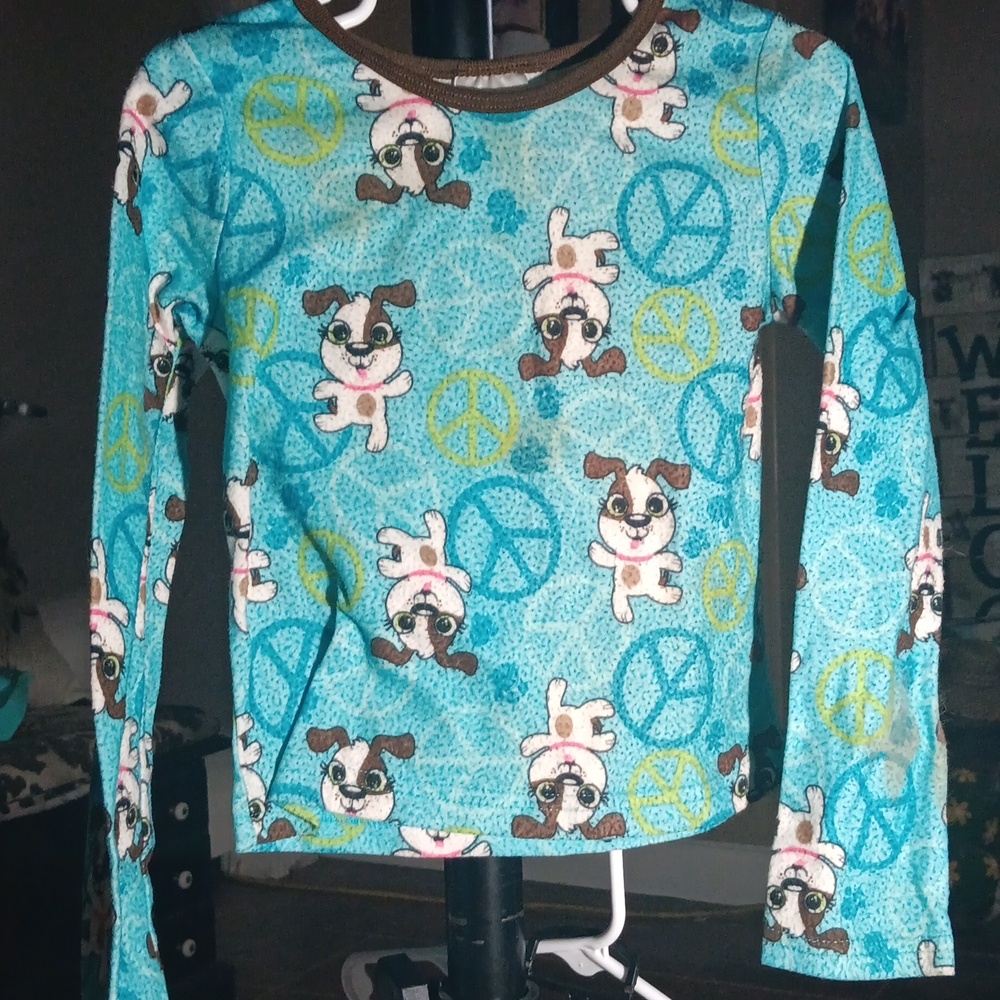 Peace and Puppy Dogs Pajama Sleepwear for Girls size 6/6x.
